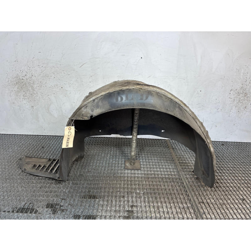 Pare boue arriere droit PEUGEOT 407 Photo n°1