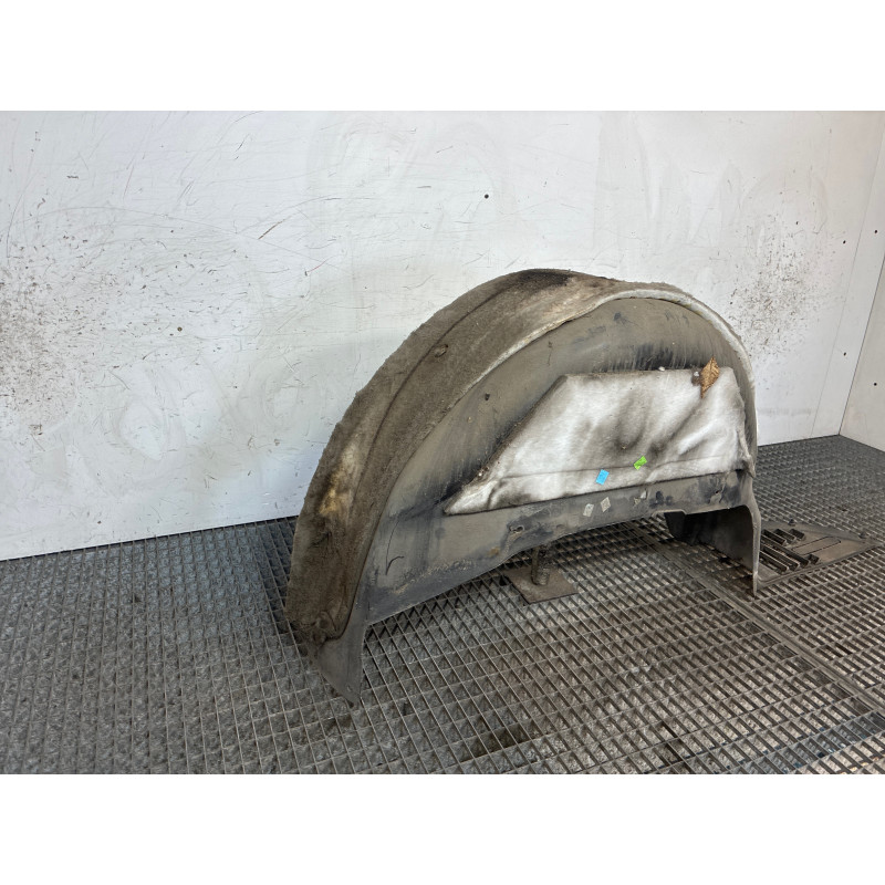 Pare boue arriere droit PEUGEOT 407 Photo n°2