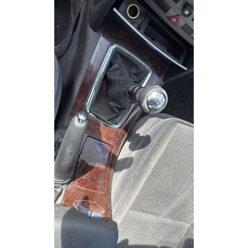 Pare boue arriere gauche PEUGEOT 407 Photo n°20