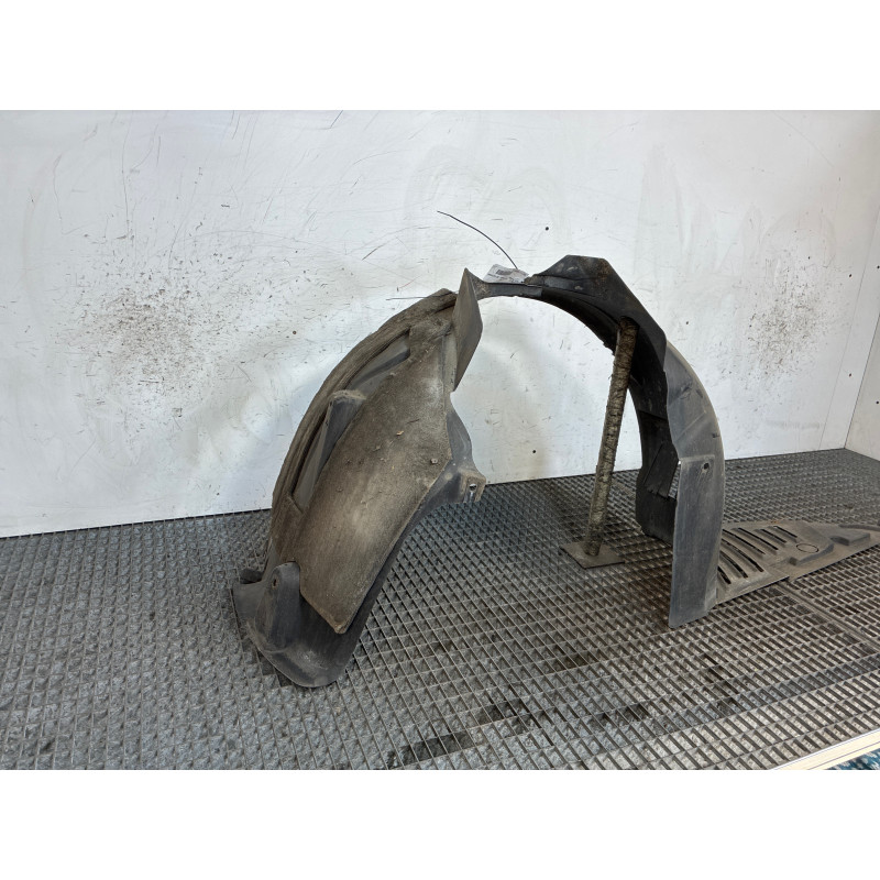 Pare boue avant gauche PEUGEOT 407 Photo n°3