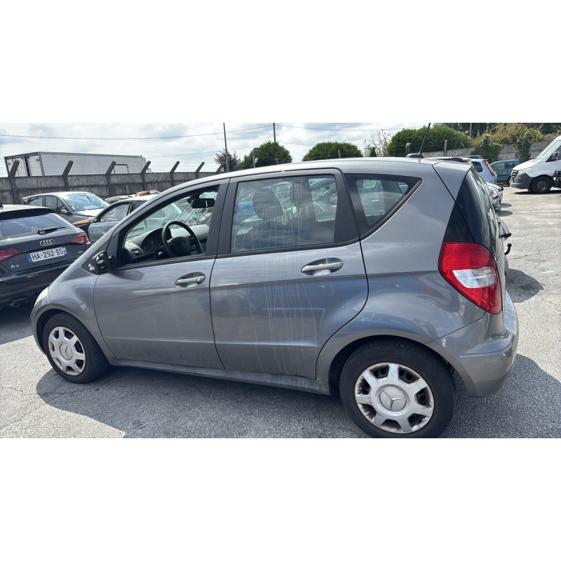 Aile avant gauche MERCEDES CLASSE A 169 Photo n°12