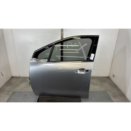 Porte avant gauche PEUGEOT 208 1 Photo n°1