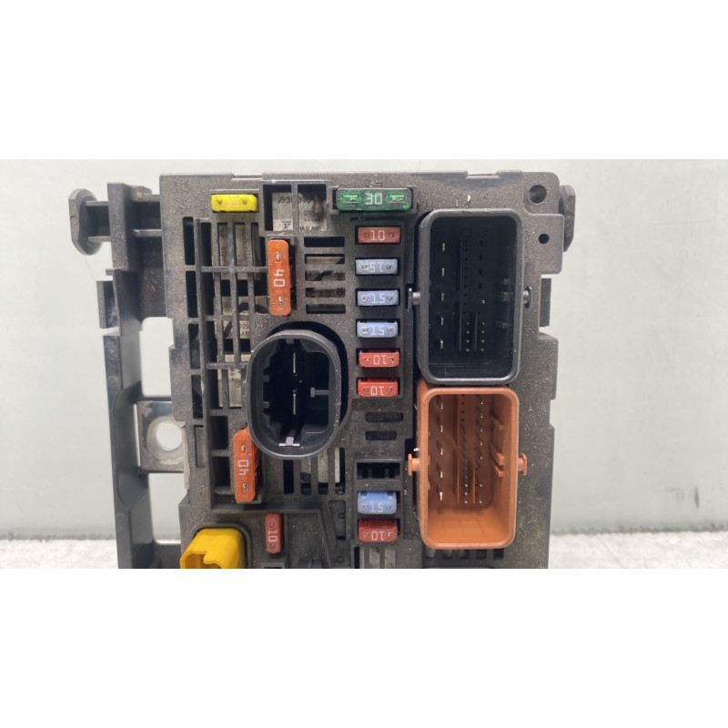 Boitier servitude moteur (BSM) PEUGEOT 308 1 Photo n°2