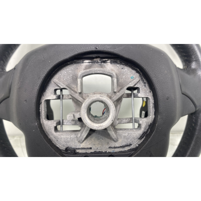 Volant CITROEN C4 CACTUS Photo n°5