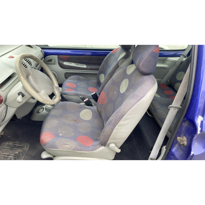 Porte avant droit RENAULT TWINGO 1 Photo n°18