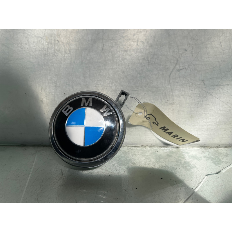 Bouton de coffre BMW SERIE 1 E87 Photo n°1