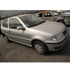 Aile avant droit VOLKSWAGEN POLO 3