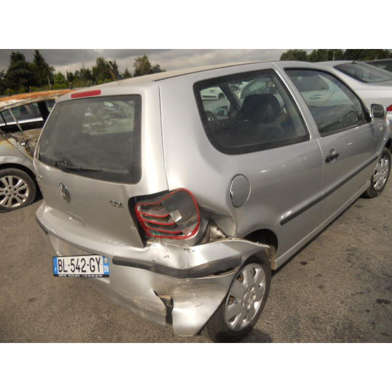 Aile avant droit VOLKSWAGEN POLO 3 Photo n°7