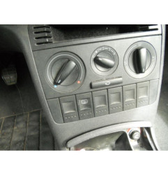 Aile avant droit VOLKSWAGEN POLO 3