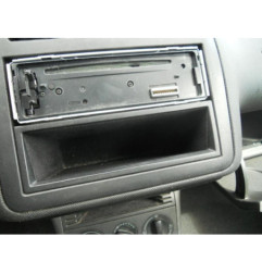 Aile avant droit VOLKSWAGEN POLO 3