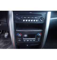 Vitre avant droit PEUGEOT 207