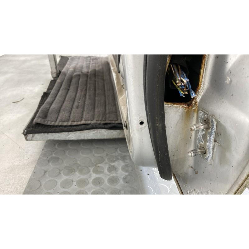Porte avant gauche BMW SERIE 3 E46 Photo n°7