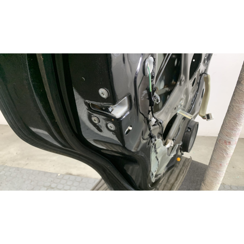 Porte arriere gauche SUZUKI BALENO 2 Photo n°4