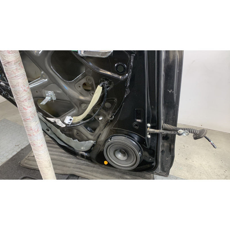 Porte arriere gauche SUZUKI BALENO 2 Photo n°6