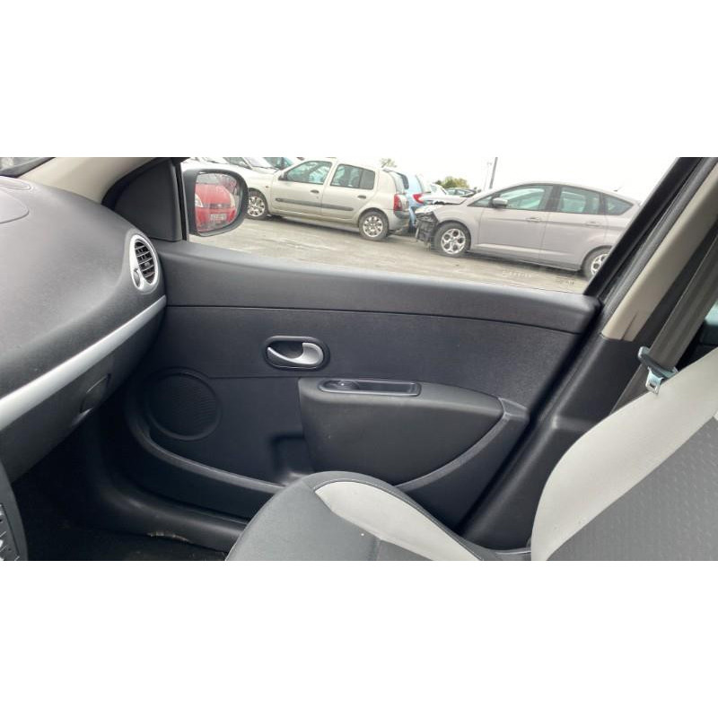 Porte arriere droit RENAULT CLIO 3 Photo n°9