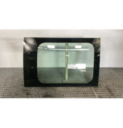 Vitre arriere droit RENAULT TRAFIC 2 Photo n°1