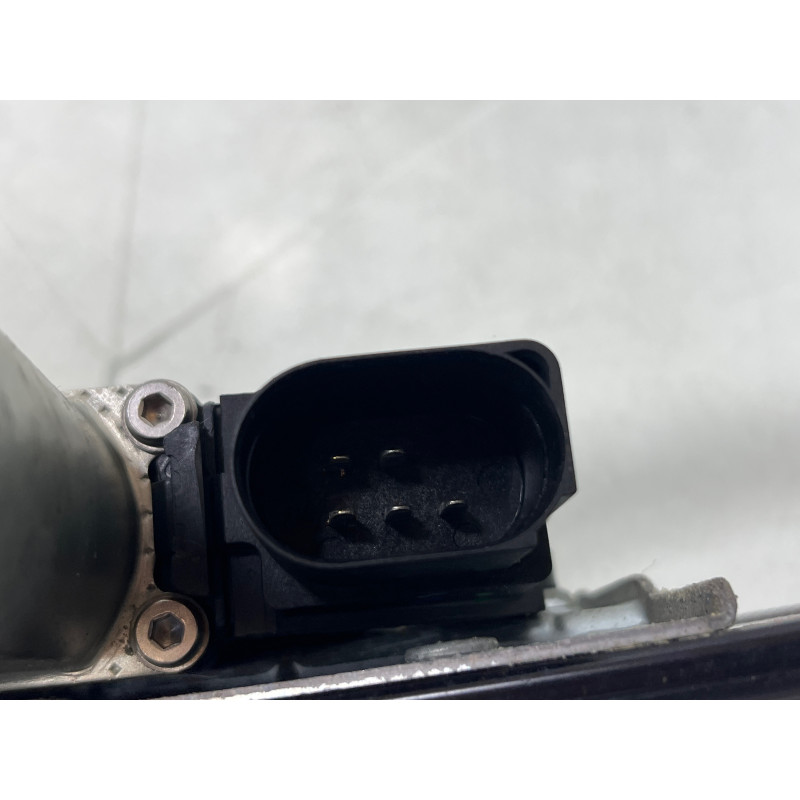 Leve vitre electrique arriere gauche BMW SERIE 1 E87 Photo n°4