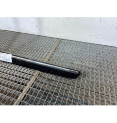 Baguette de porte avant droite MERCEDES CLASSE B 245