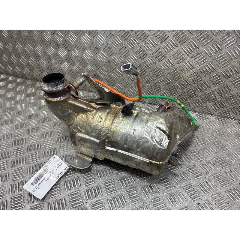 Catalyseur (echappement) RENAULT CLIO 5 Photo n°1