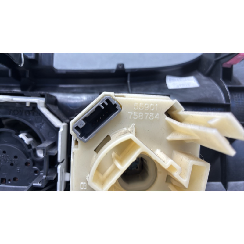 Commande chauffage TOYOTA YARIS 3 Photo n°4