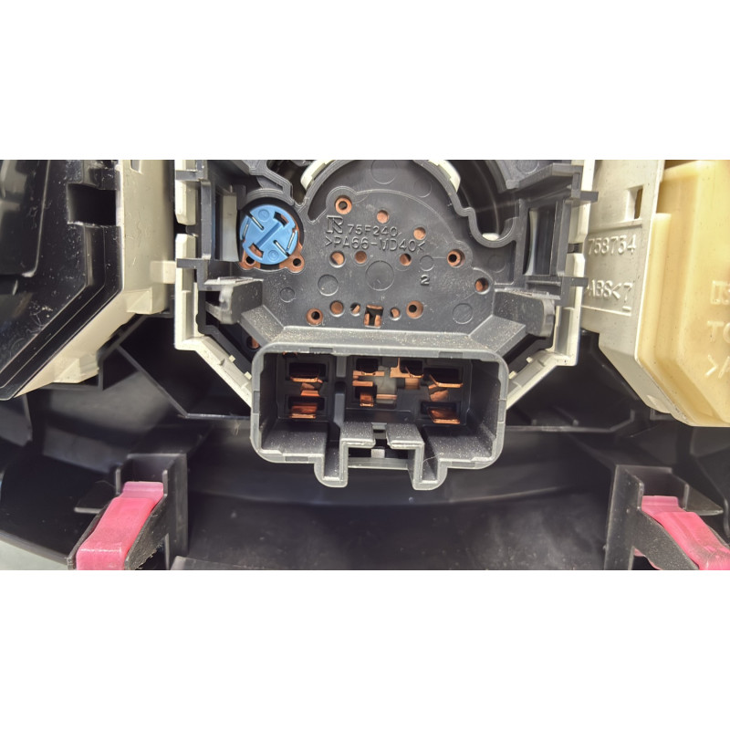 Commande chauffage TOYOTA YARIS 3 Photo n°5