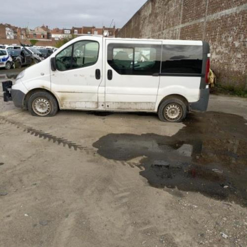 Moteur RENAULT TRAFIC 2 Photo n°4