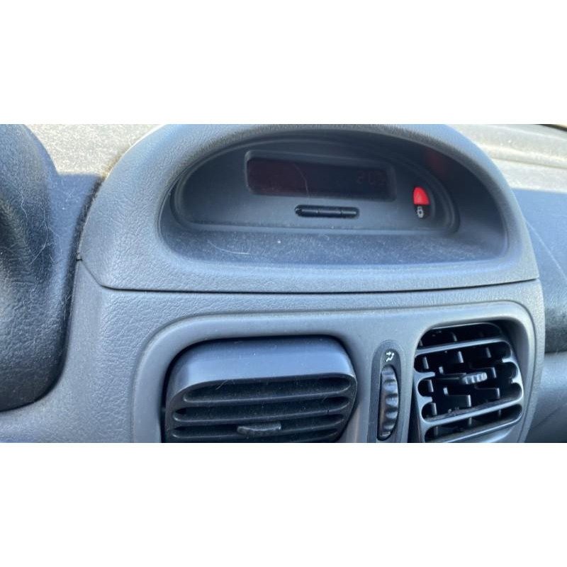 Demarreur RENAULT CLIO 2 Photo n°17