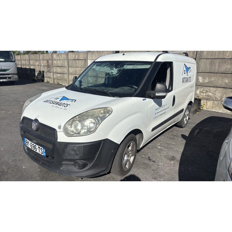 Eclairage de plaque FIAT DOBLO 2 Photo n°4