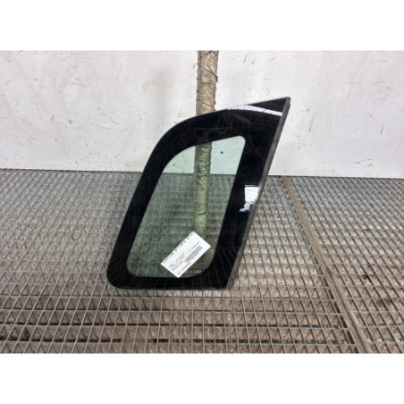 Custode arriere droit FORD FIESTA 5 Photo n°1