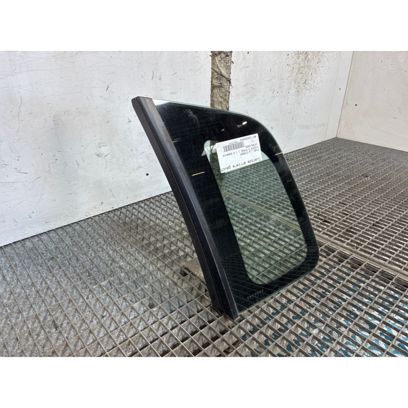 Custode arriere gauche FORD FIESTA 5 Photo n°2