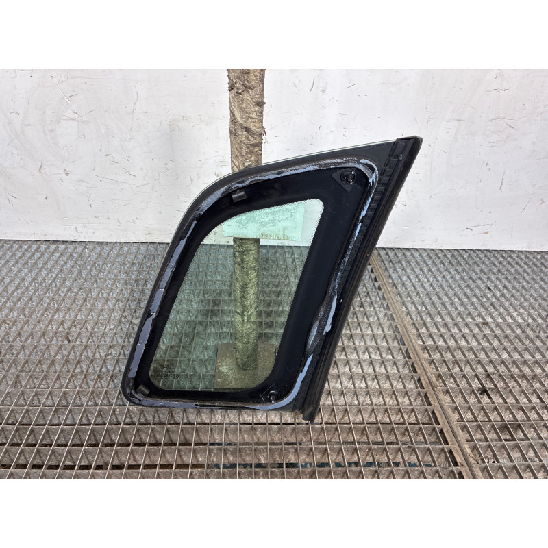 Custode arriere gauche FORD FIESTA 5 Photo n°4