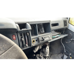 Custode avant droit (porte) RENAULT TRAFIC 1