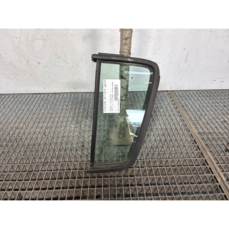 Custode arriere gauche (porte) SUZUKI SWIFT 3 Photo n°1