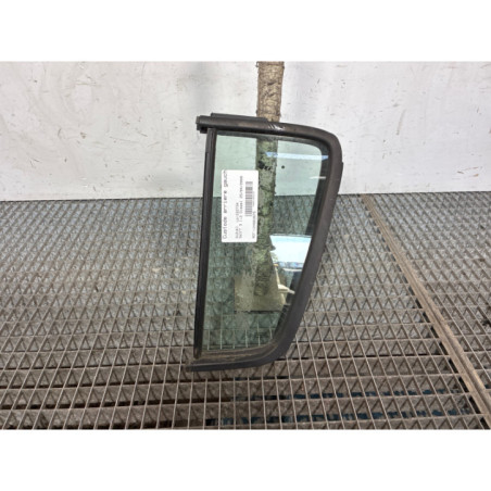 Custode arriere gauche (porte) SUZUKI SWIFT 3 Photo n°1