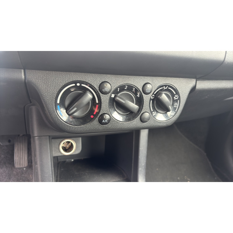 Custode arriere gauche (porte) SUZUKI SWIFT 3 Photo n°20