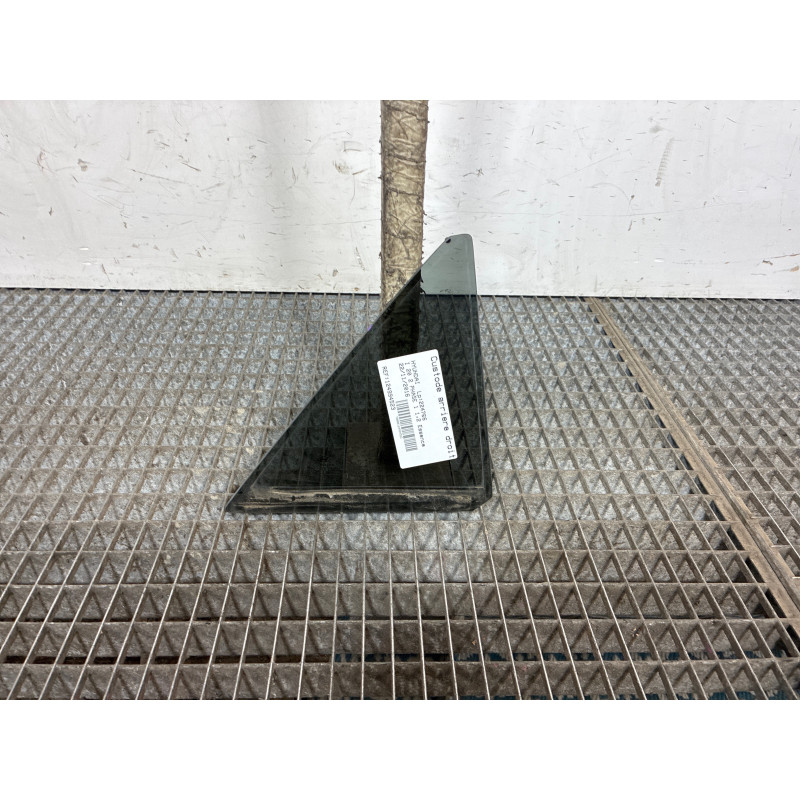 Custode arriere droit (porte) HYUNDAI I 20 2 Photo n°1