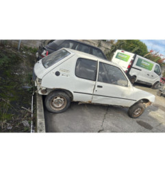 Custode arriere droit PEUGEOT 205