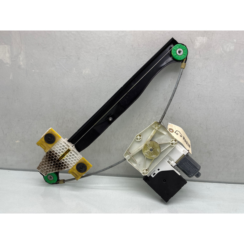 Leve vitre electrique arriere droit AUDI A3 2 Photo n°1
