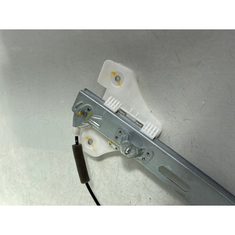 Leve vitre electrique arriere droit HYUNDAI I 20 2 Photo n°5