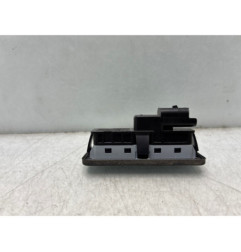 Bouton de coffre PEUGEOT 5008 2