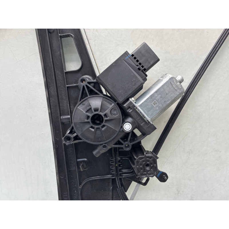 Leve vitre electrique avant gauche PEUGEOT 5008 2 Photo n°2