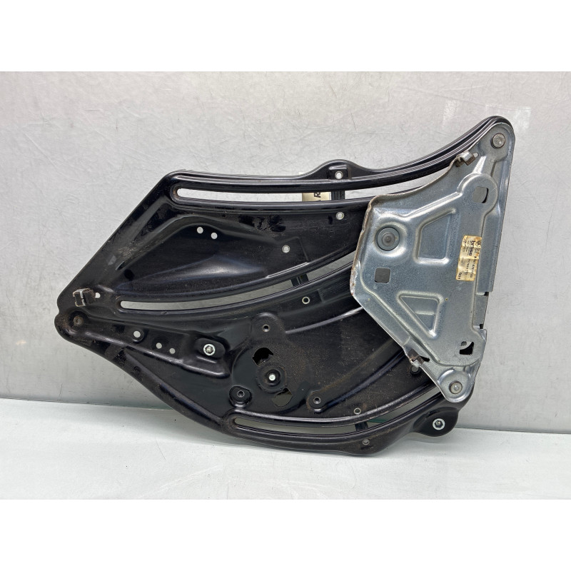 Leve vitre electrique arriere gauche MERCEDES CLASSE E 207 Photo n°4