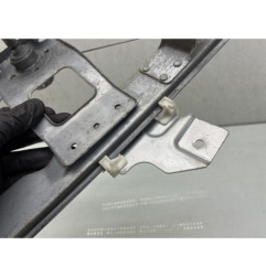 Leve vitre mecanique arriere gauche DACIA SANDERO 1