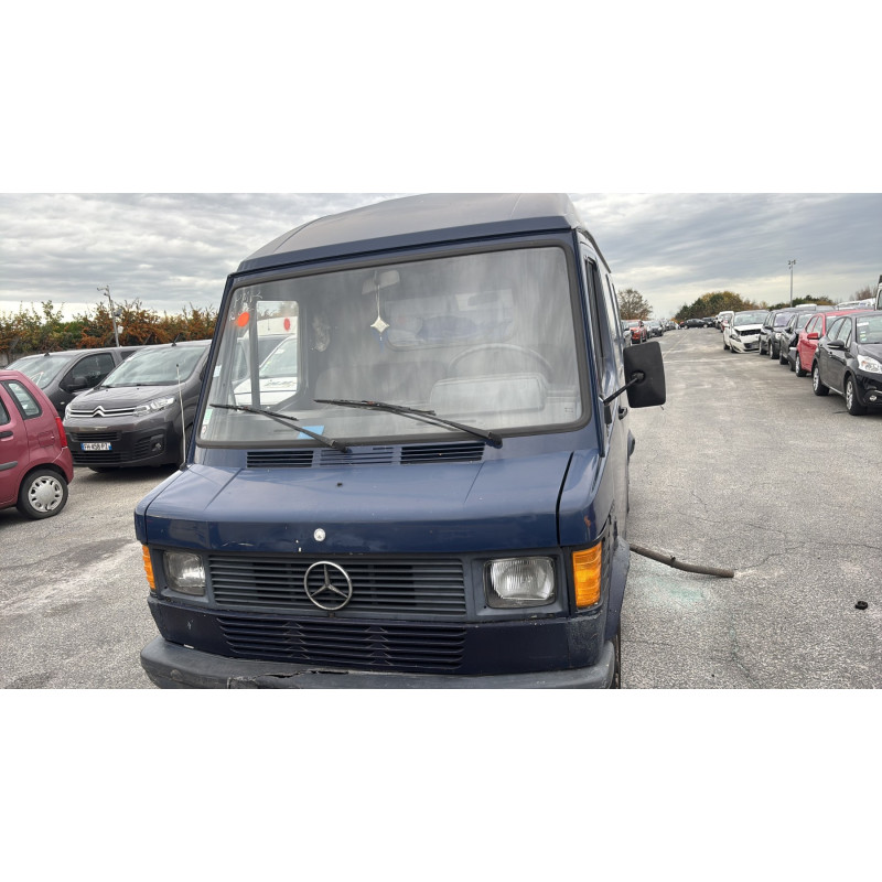 Leve vitre mecanique avant droit MERCEDES SERIE L 601 Photo n°10