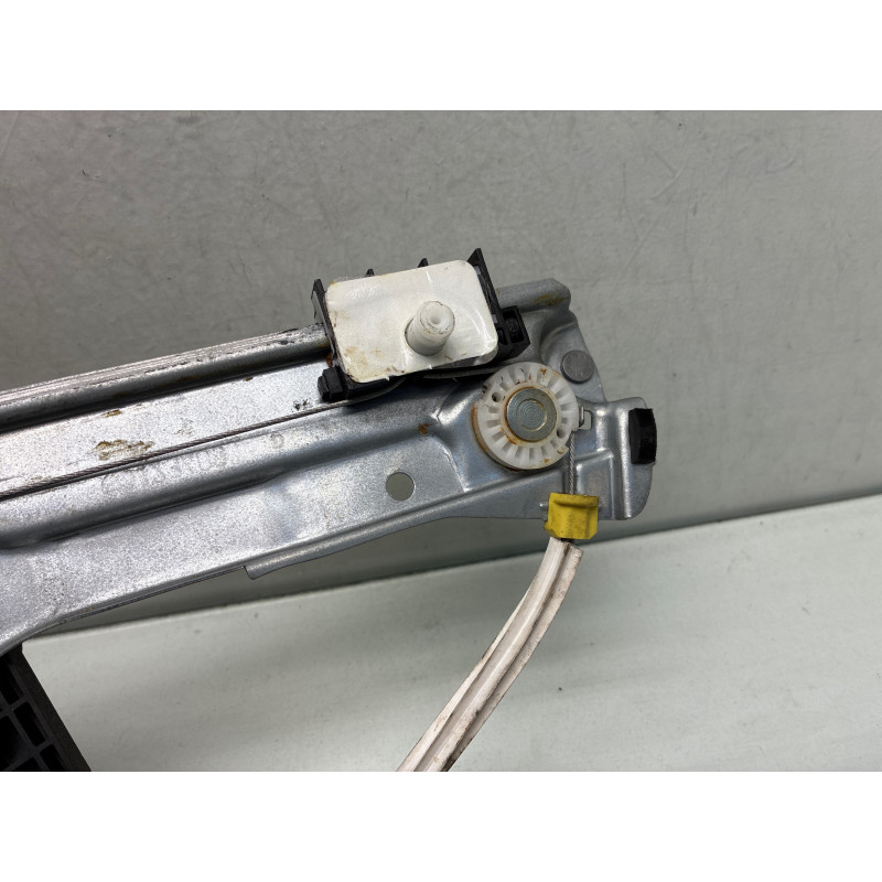 Leve vitre electrique avant gauche RENAULT GRAND SCENIC 4 Photo n°3
