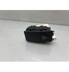 Bouton de warning MERCEDES CLASSE E 212 Photo n°1