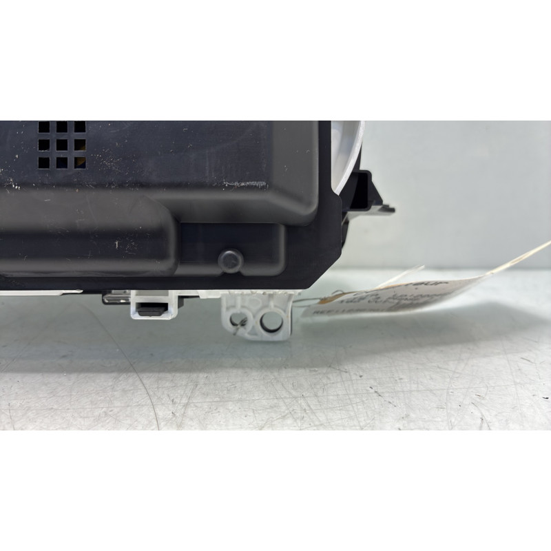 Compteur TOYOTA YARIS 3 Photo n°6
