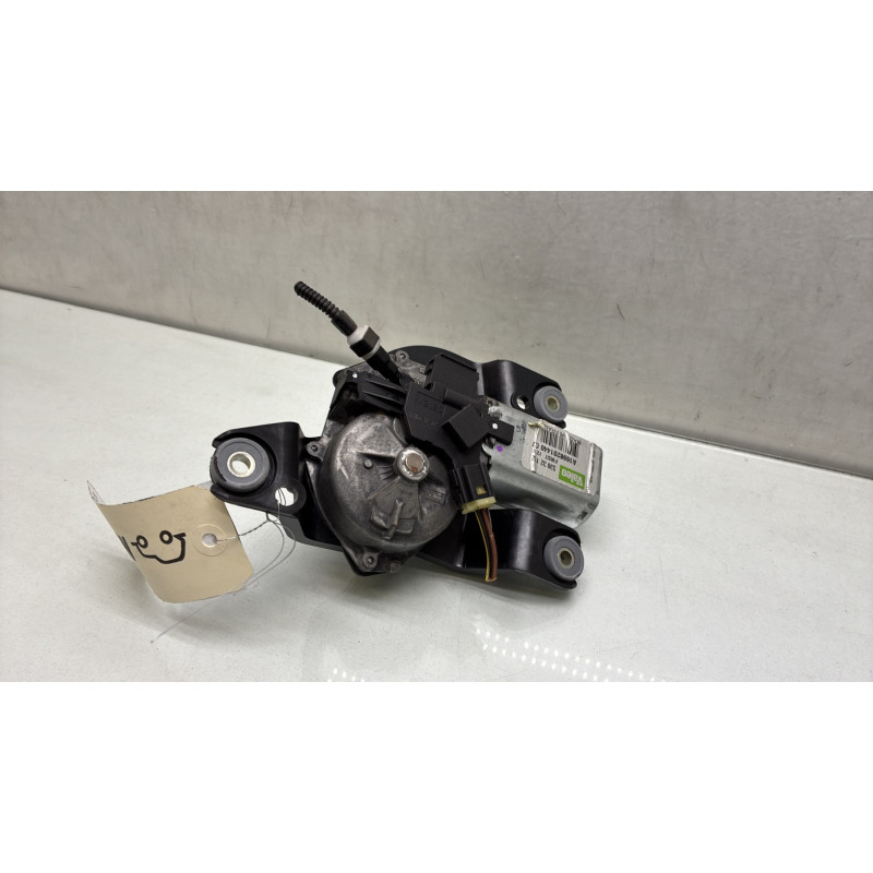 Moteur essuie glace arriere MERCEDES CLASSE B 245 Photo n°2