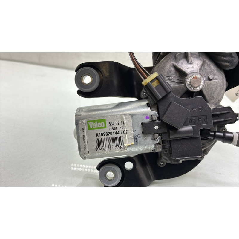 Moteur essuie glace arriere MERCEDES CLASSE B 245 Photo n°3