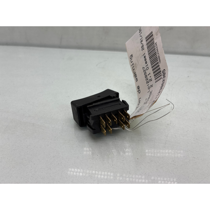 Bouton de warning RENAULT R21 Photo n°2
